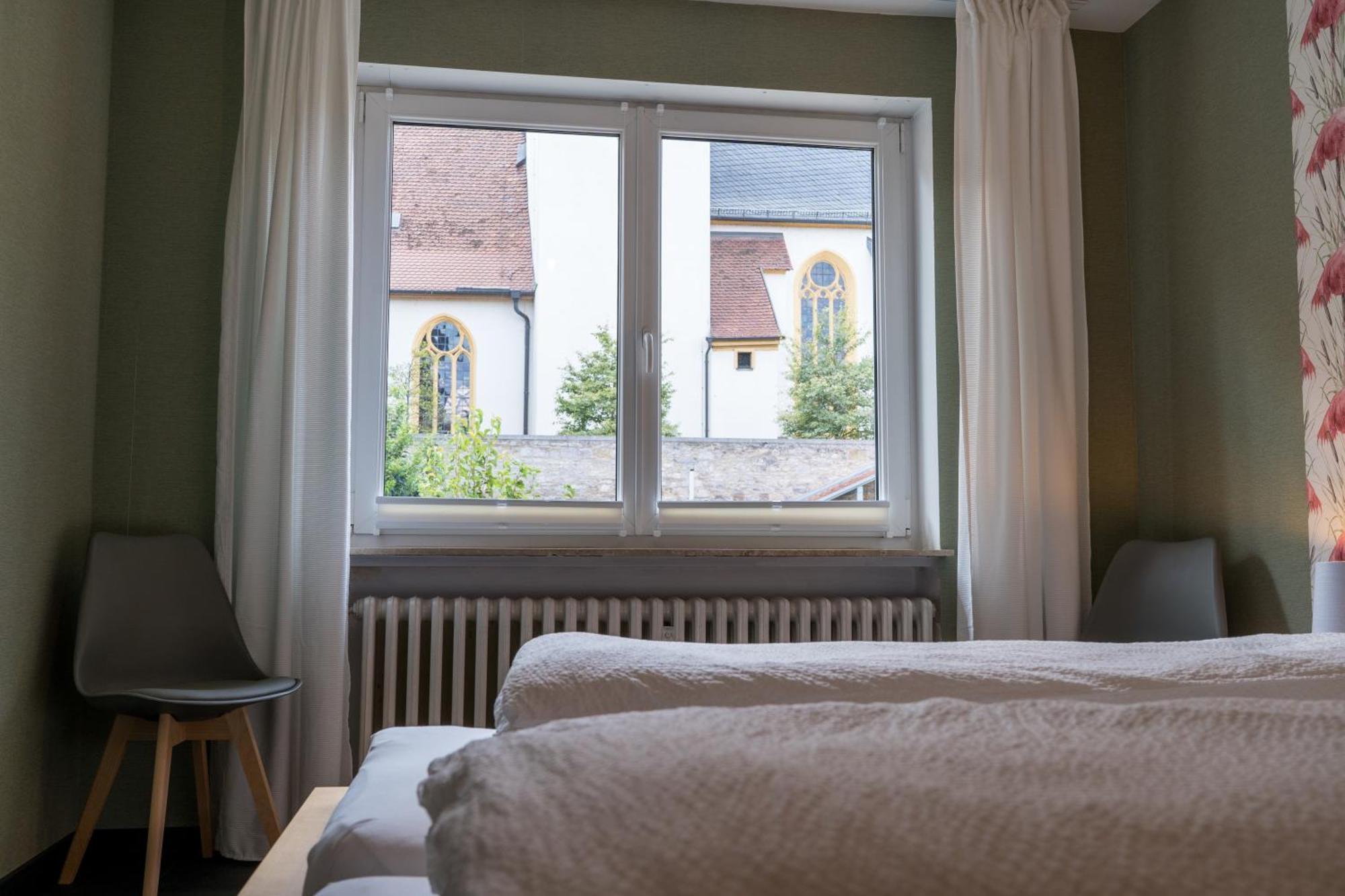 Ferienwohnung Nadine Petschler Obereisenheim Exterior foto